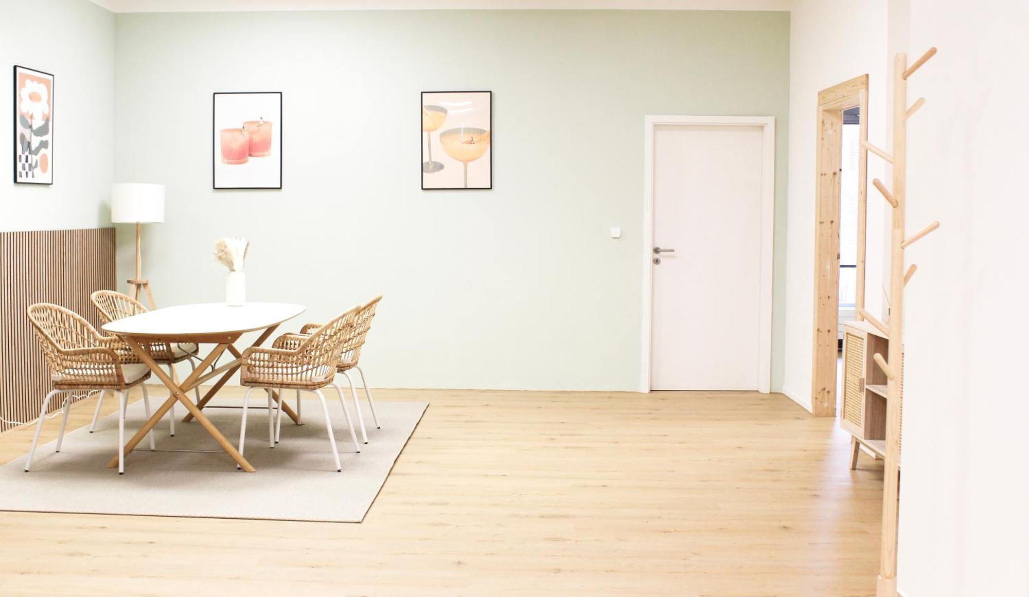 Apartment Cozy Trade Fair *